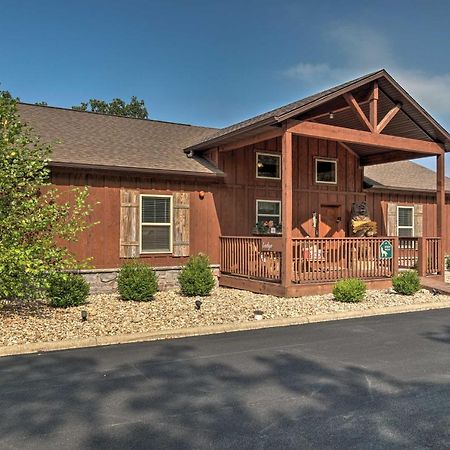Branson West Cabin With Pool Access And Golfing Dış mekan fotoğraf