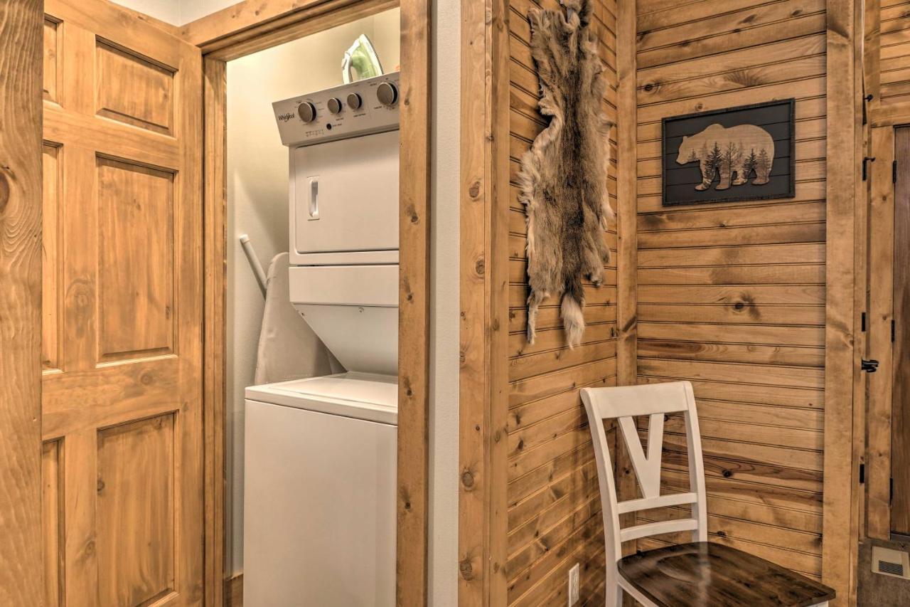Branson West Cabin With Pool Access And Golfing Dış mekan fotoğraf