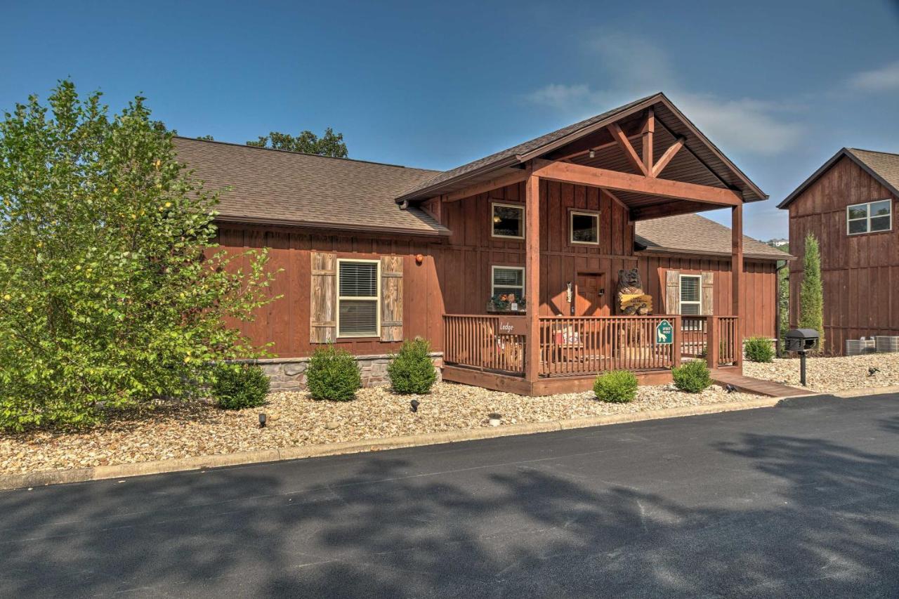 Branson West Cabin With Pool Access And Golfing Dış mekan fotoğraf