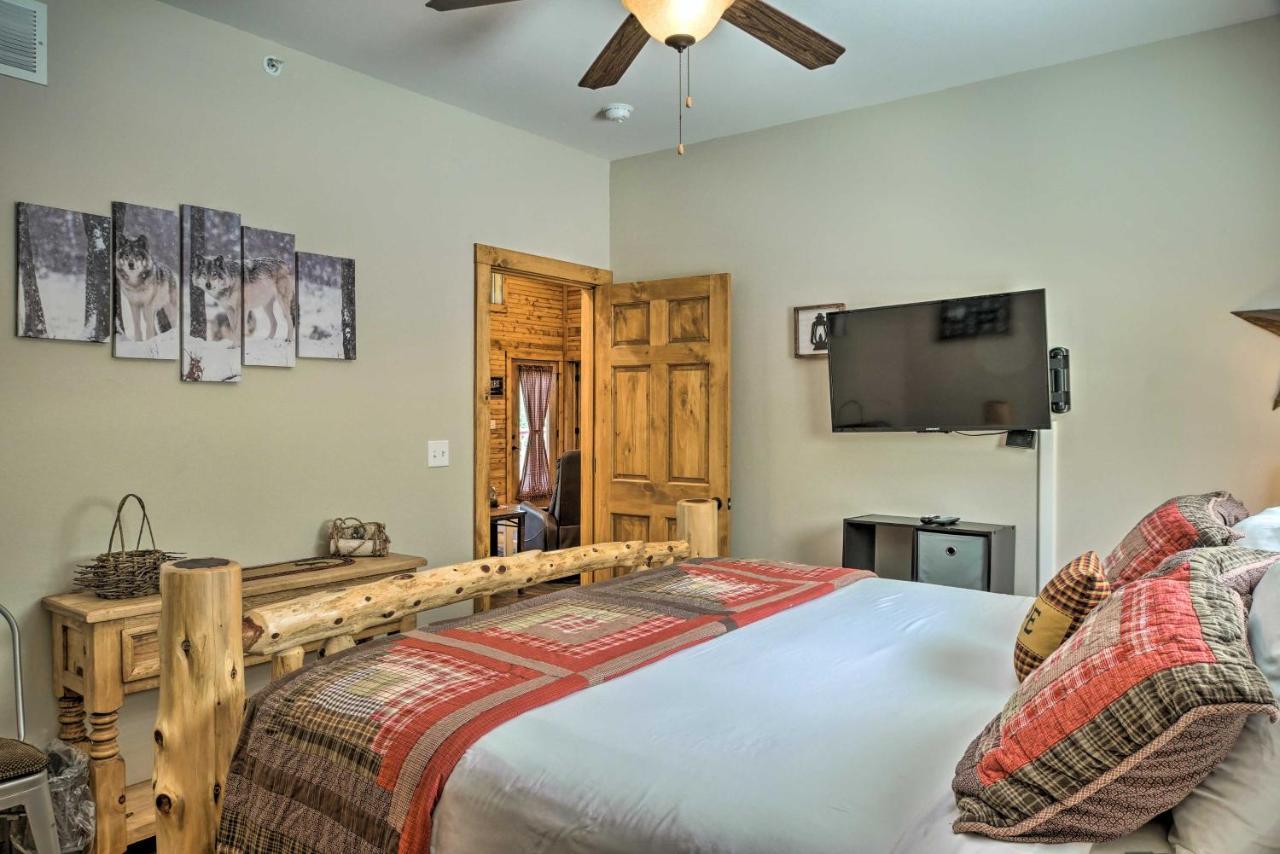 Branson West Cabin With Pool Access And Golfing Dış mekan fotoğraf